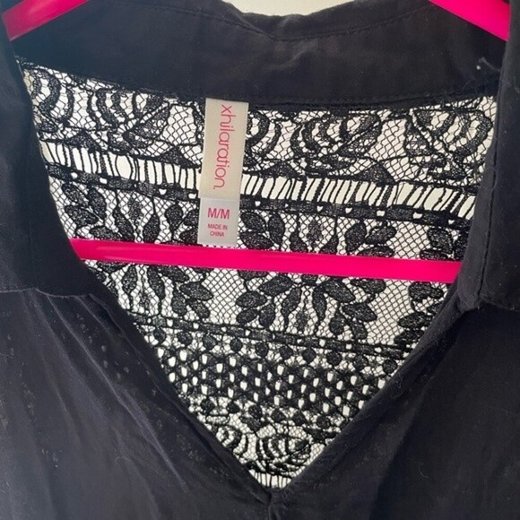Xhilaration Black Lace Back Tank Top Blouse size M Collar V-neck Dressy Casual - Picture 2 of 11